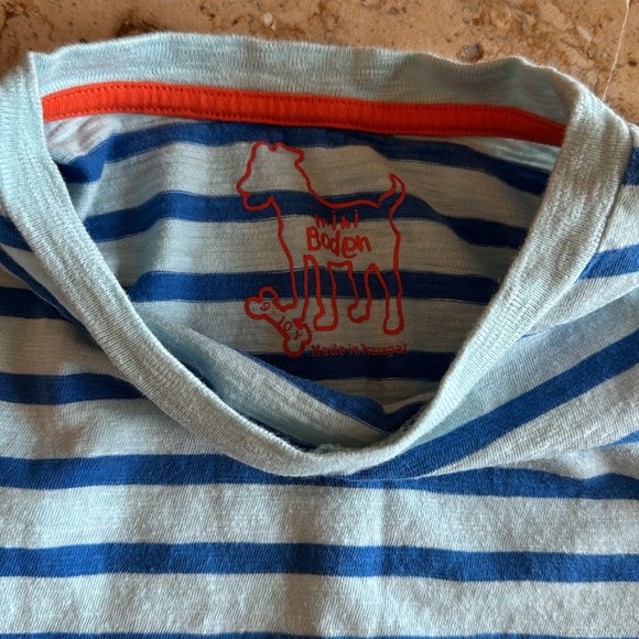 Mini Boden Appliqué T-shirt with star 9-10 - Picture 2 of 4